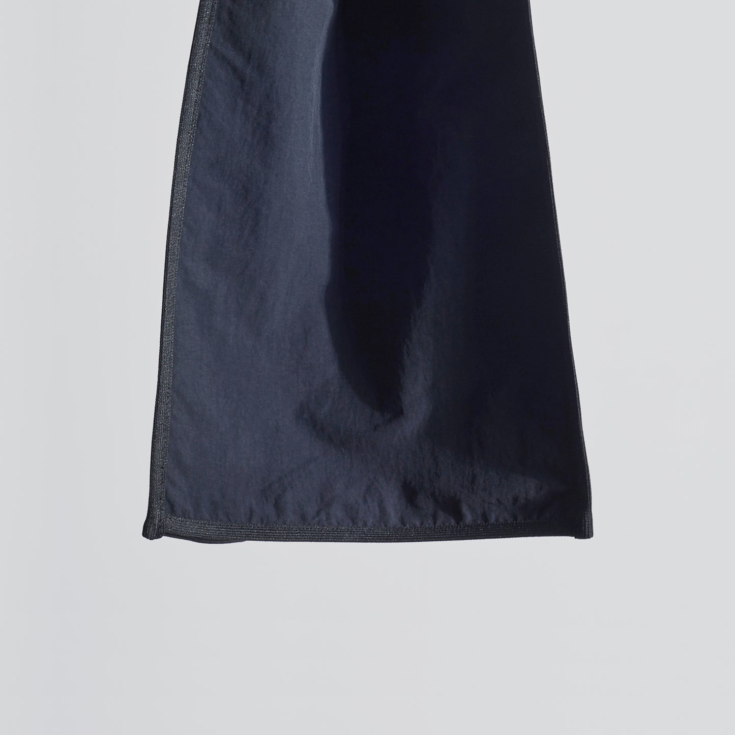 ANG EX-HINGE CROPPED PANTS