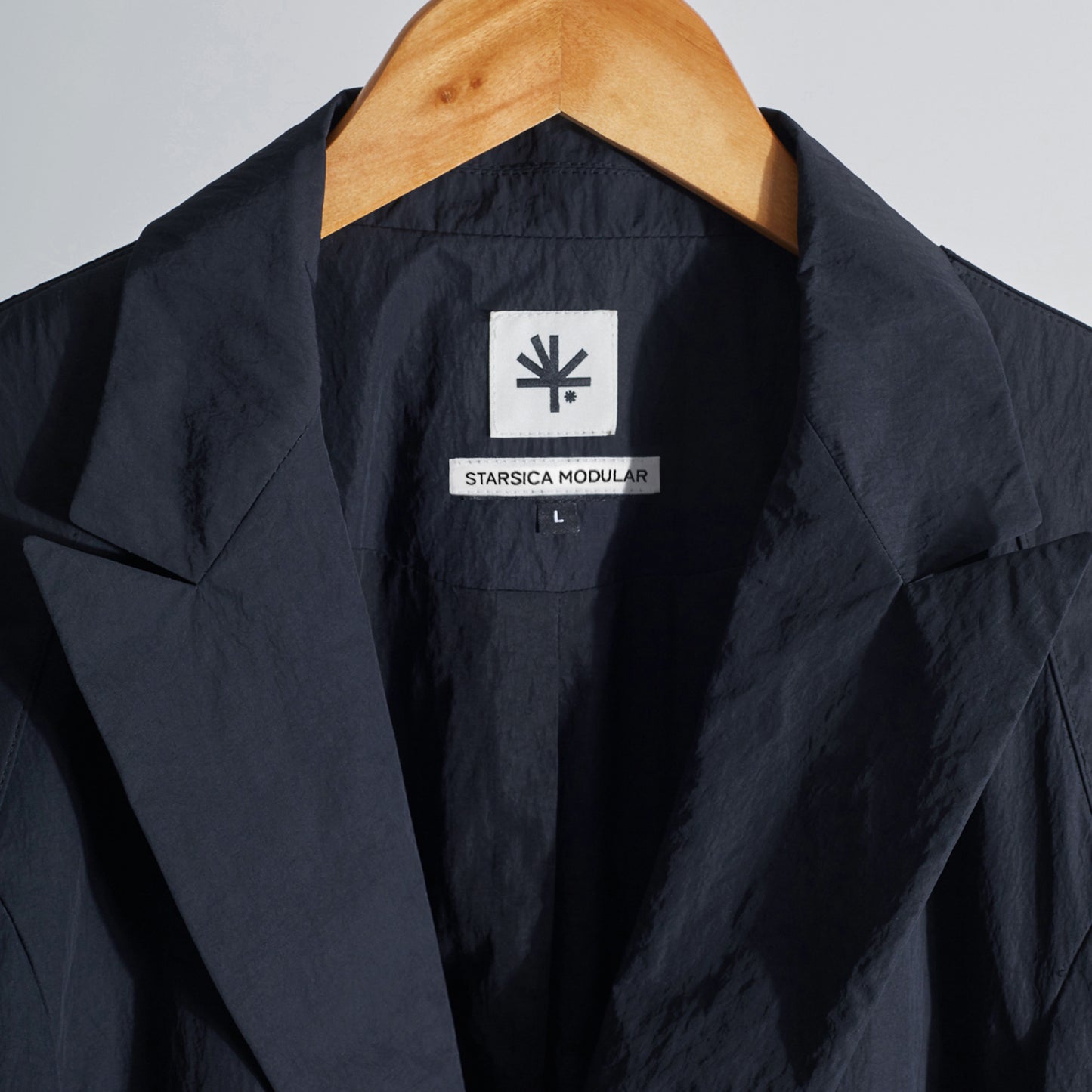 TRI-HORN SLEEVE SCULPTED JACKET