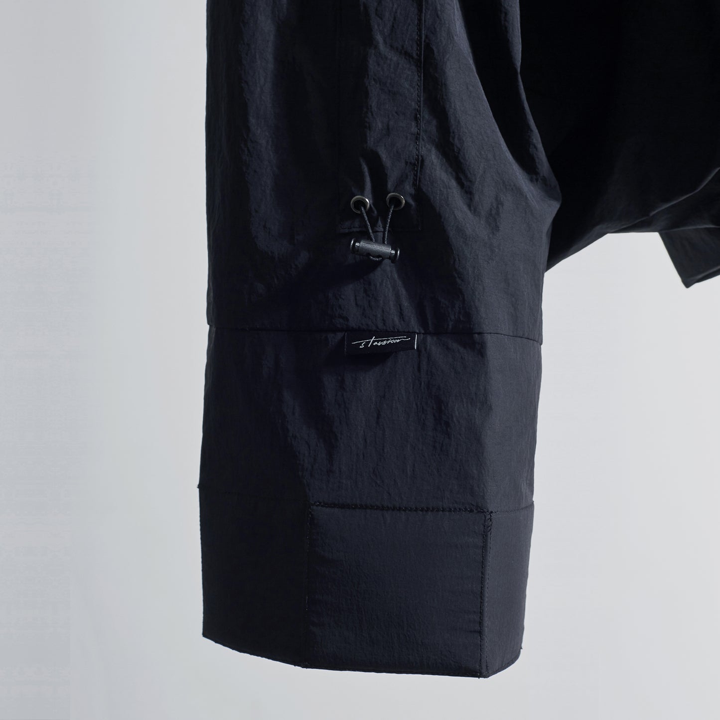 HEX-PRISM CUFF SEMICIRC JACKET