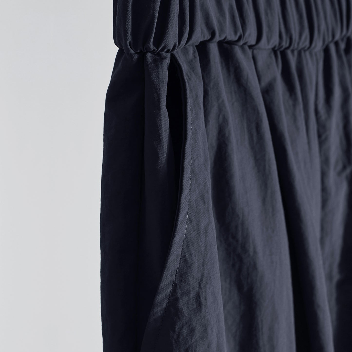 OCT-PRISM HEM BALLOON PANTS