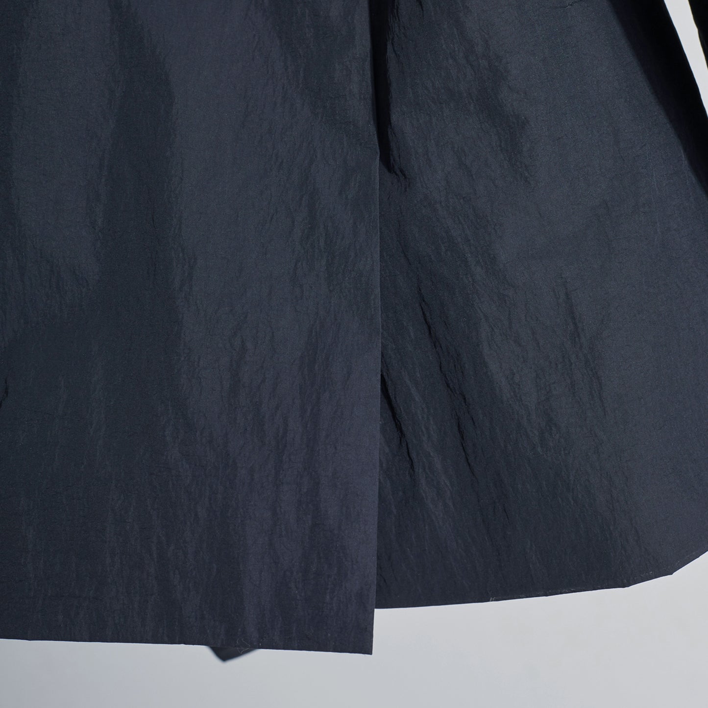 TRI-HORN SLEEVE SCULPTED JACKET