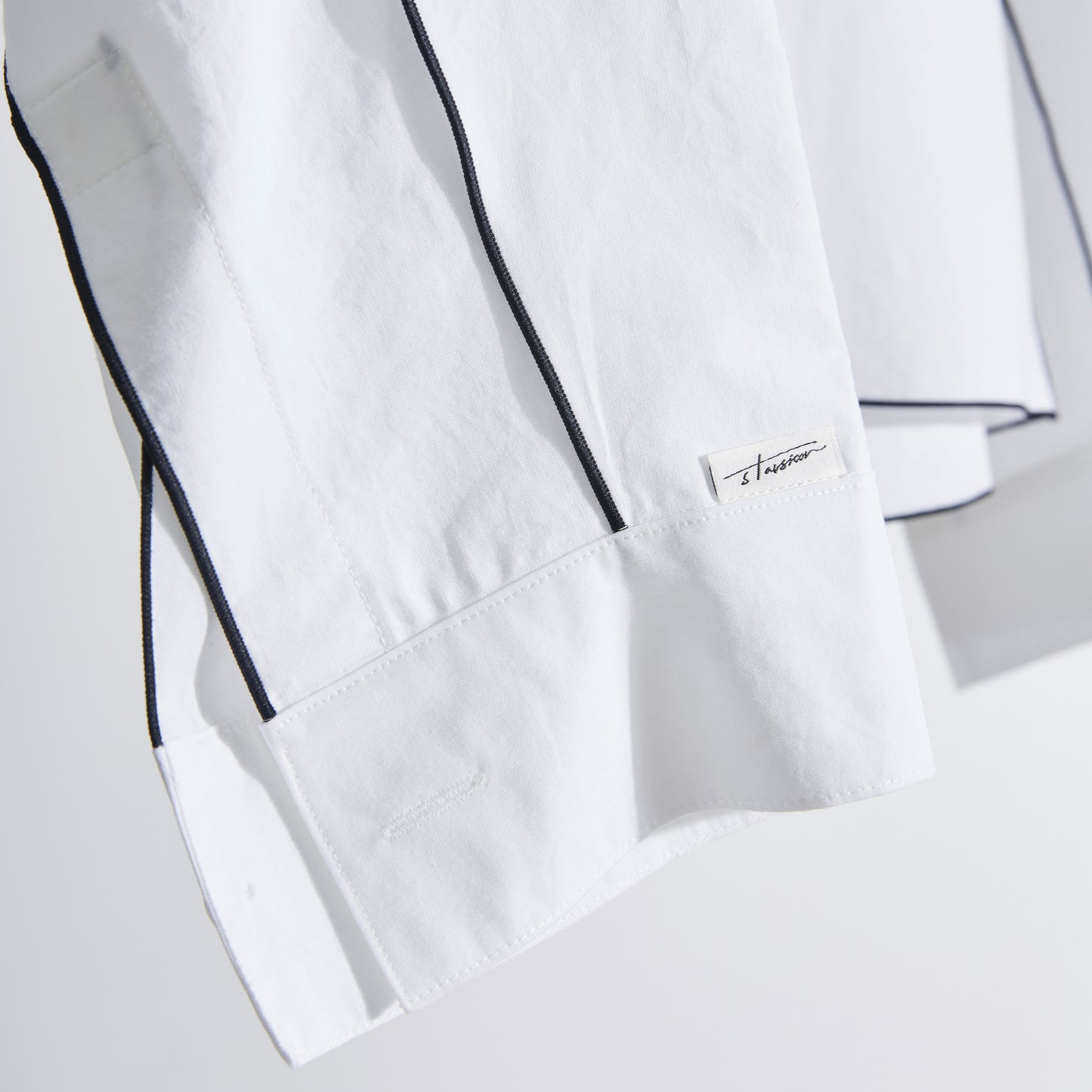 ANG EX-HINGE CROPPED SHIRTS